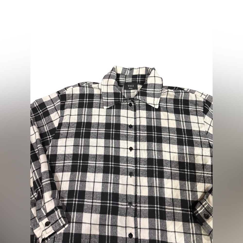 VICI black white plaid flannel button down shirt oversized small NWT - Picture 4 of 11